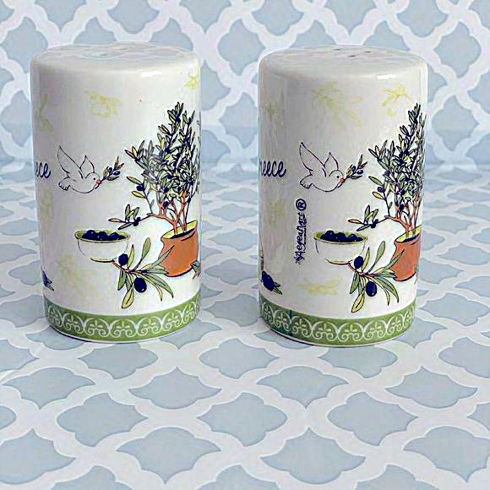 Vintage Aegean art‎ Salt and pepper shakers